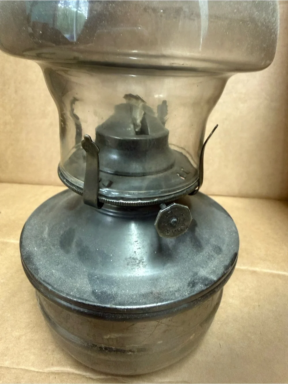 Antique-Style Silver Metal Oil Lamp with Clear Glass Chimney